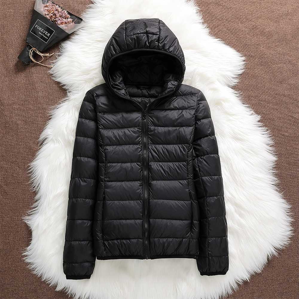 Jasmin | Damen Winter Steppjacke mit Kapuze - Elle Zürich