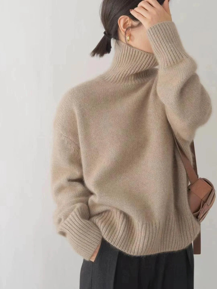 Laura | Eleganter Rollkragenpullover für Damen - Elle Zürich