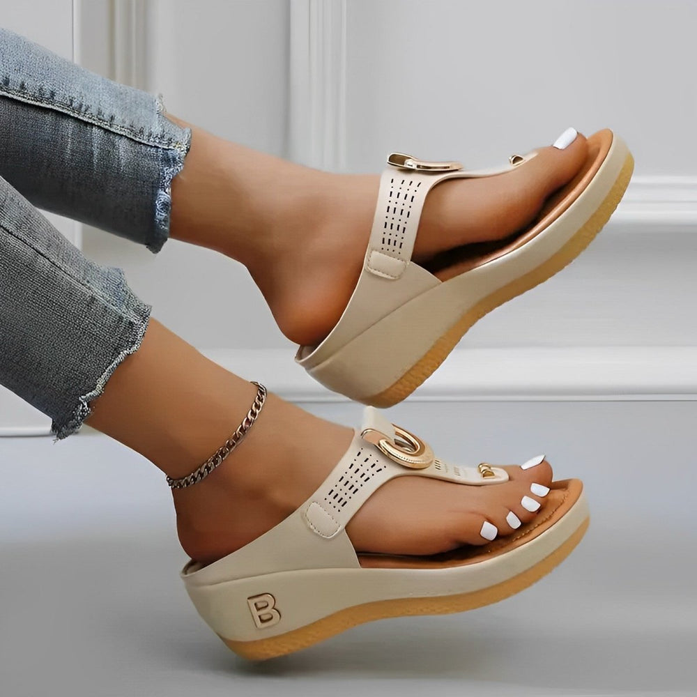 Carmen | Bequeme Stilvolle Keilsandalen - Elle Zürich
