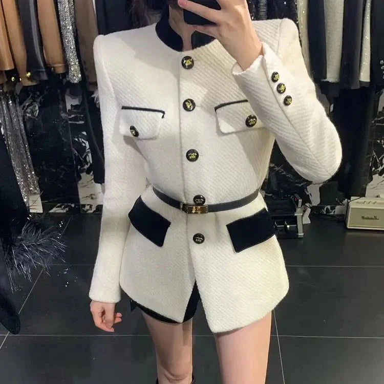 Helga | Damen Winterjacke mit Gürtel und Taschen - Elle Zürich