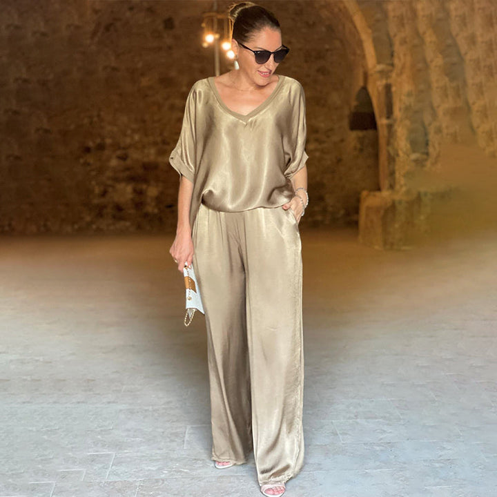 Rita | Damen Eleganter Lockerer Satin Jumpsuit - Elle Zürich