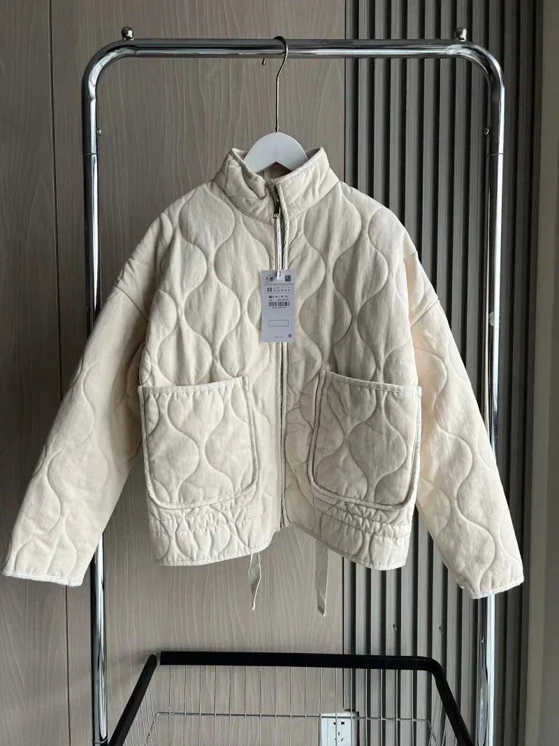 Tamara | Legere Jacke mit Taschen-Details - Elle Zürich