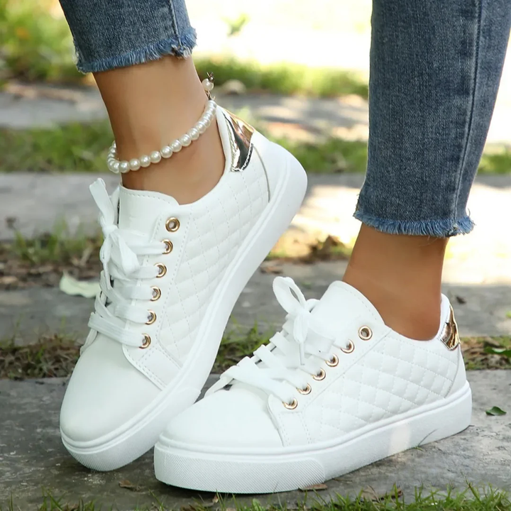 Marie | Damen Niedrige Gesteppten Walkingsneaker