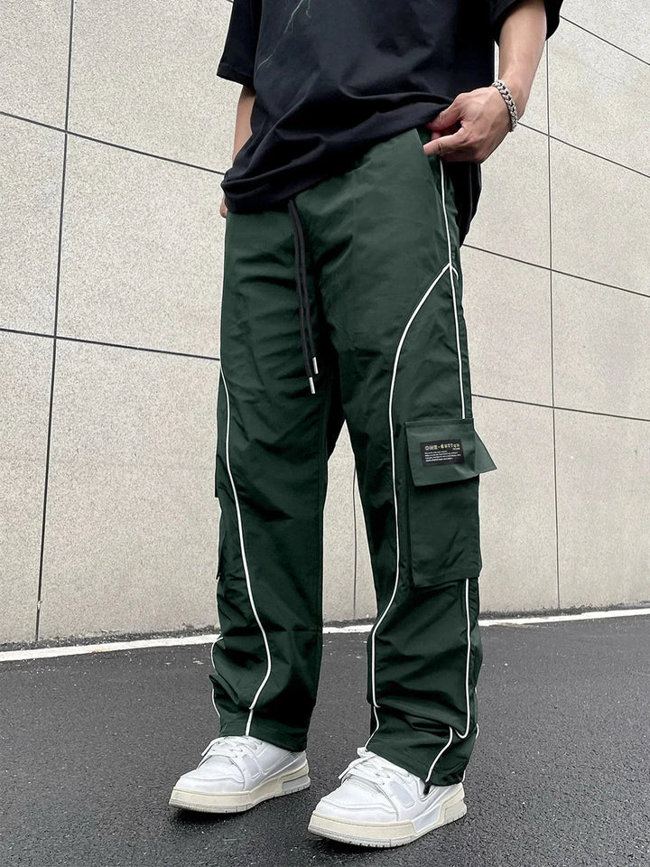 Theo | Herren Cargohose mit weitem Bein und Taschen - Elle Zürich